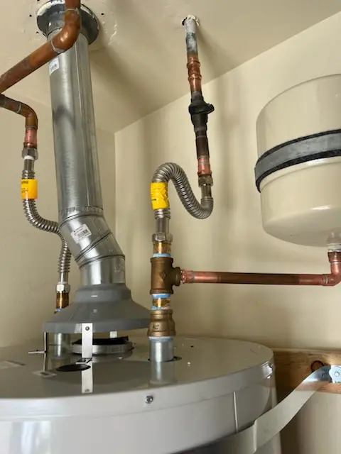Water heater installation and plumbing repair in Shoreline